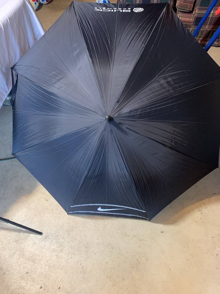 Nike Buick golf umbrella
