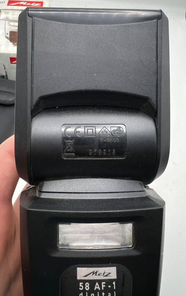 Metz Mecablitz 58 AF-1 Digital Electronic Camera Flash Unit For Canon