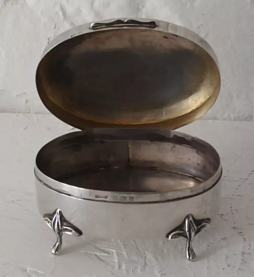 Antique Solid Silver Trinket Box - Birm. 1919.