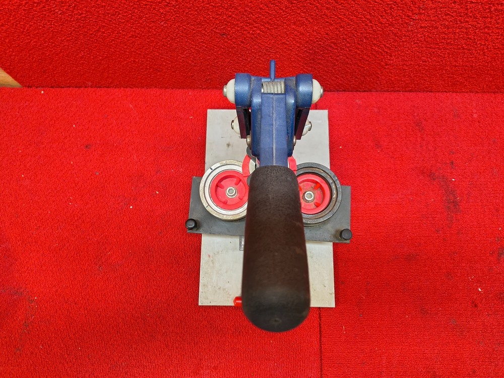 Used VEVOR Button Maker Machine 2" Badge Pin Machine Good Condition