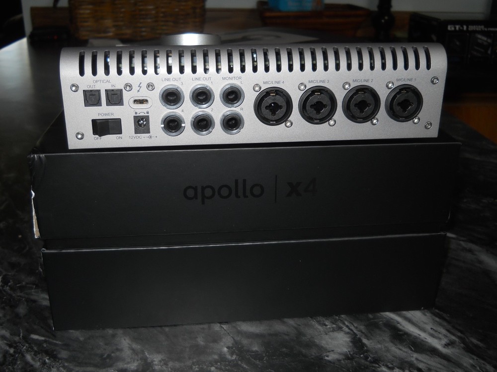 Universal Audio Apollo X 4 Gen 2 Essentials+Thunderbolt Audio Interface UAD DSP