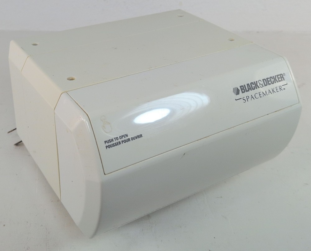 Black & Decker Spacemaker Under Cabinet Can Opener CO100 White