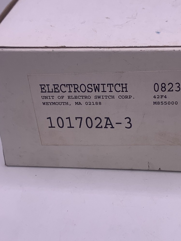 ElectroSwitch 101702A-3 Snap Action Rotary Switch, 3 Position, 2P Circuit 7, NEW