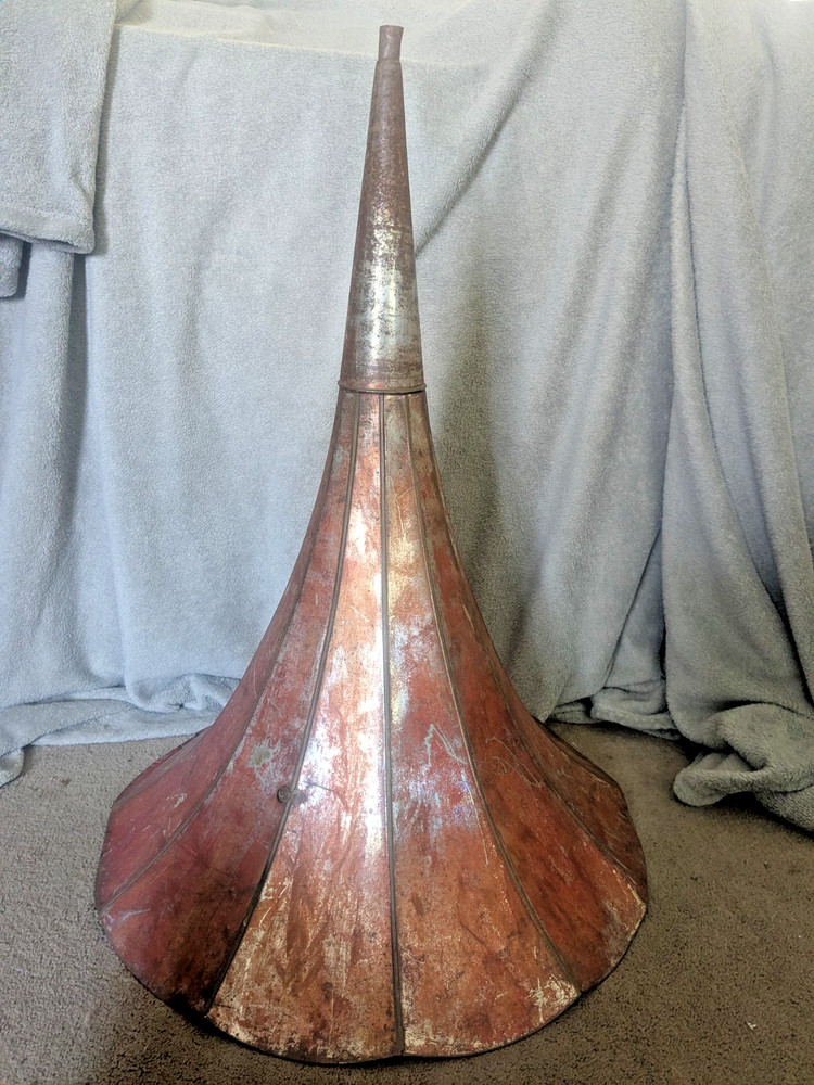 Large Vintage PHONOGRAPH HORN