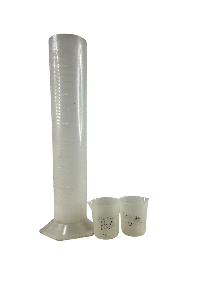 Corning LAB CYLINDER 2000ml & two 50ml