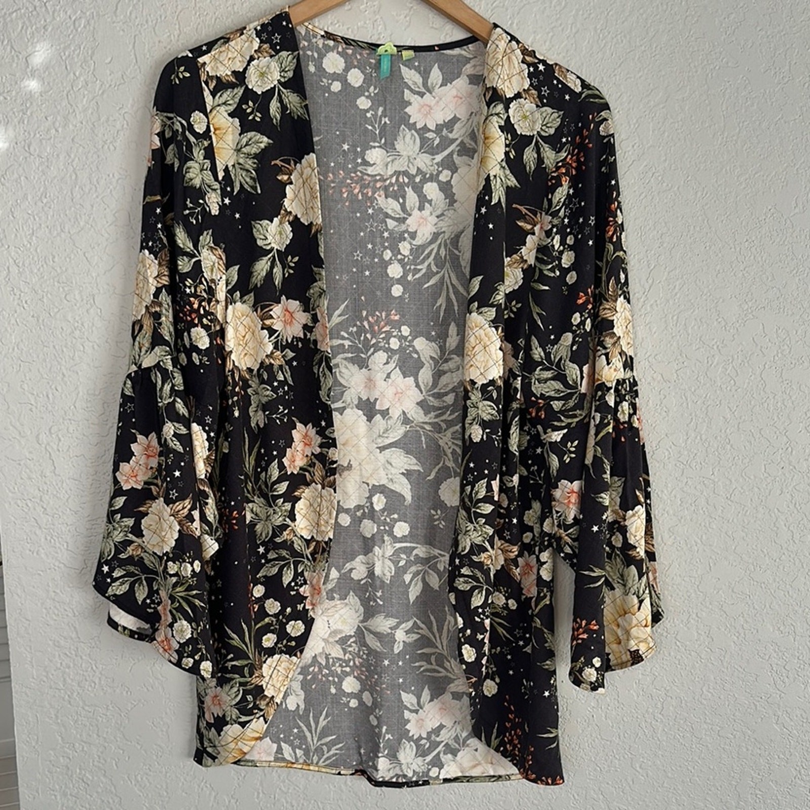 Farm Rio Kimono Grey Yellow Floral Stars Celestial Ethereal Wide Sleeves Boho OS