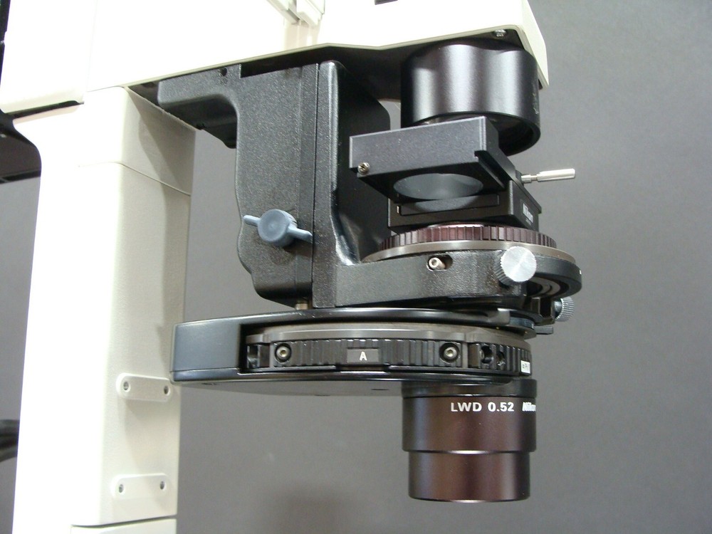 Nikon Eclipse TE300 Inverted Phase Contrast Microscope W/ DIC Condenser Turret