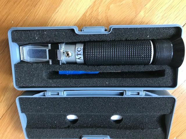 Refractometer