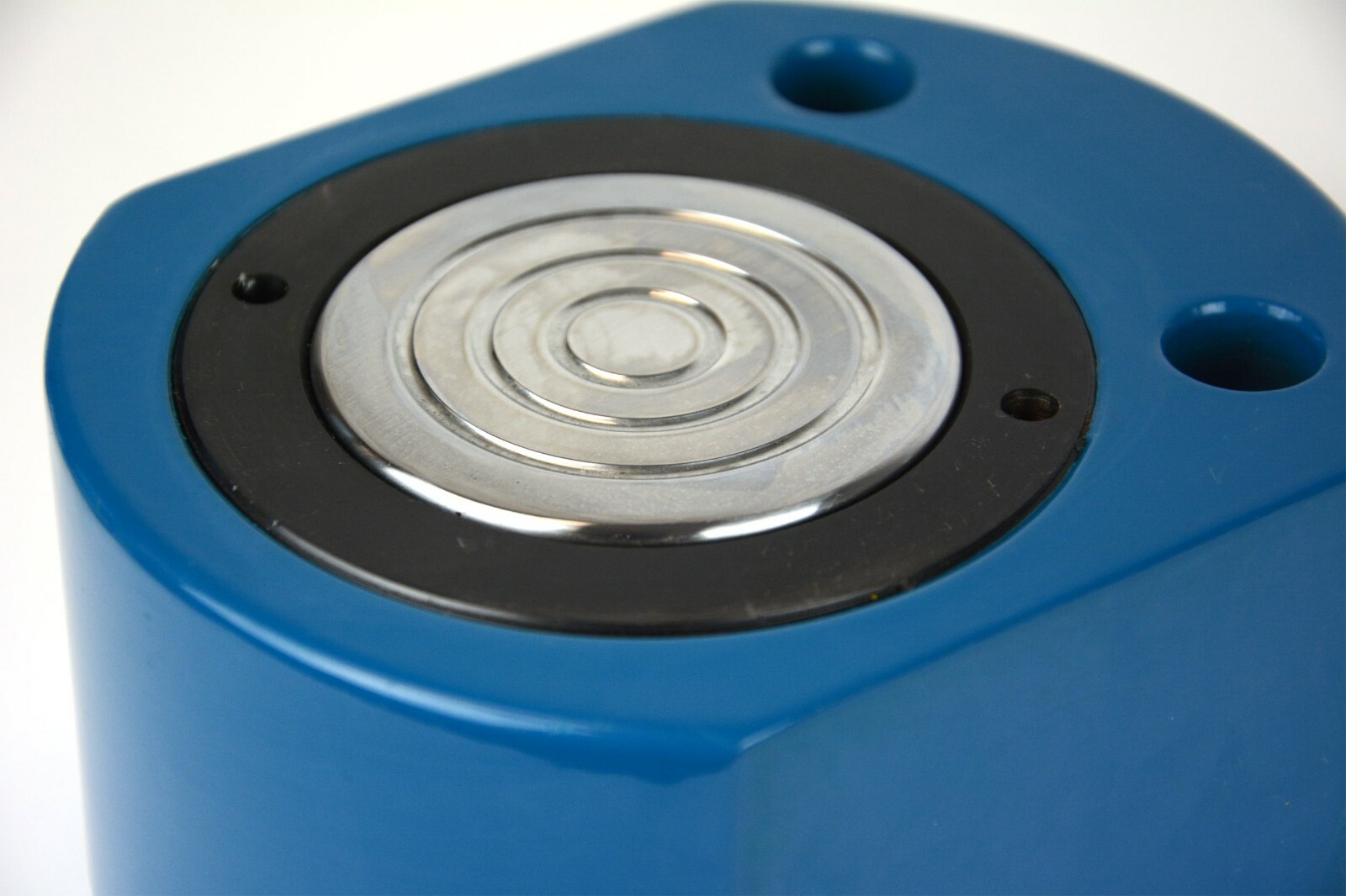 TEMCo HC0034 Low Profile Height Hydraulic Cylinder Puck 50 Ton, 0.63" Stroke