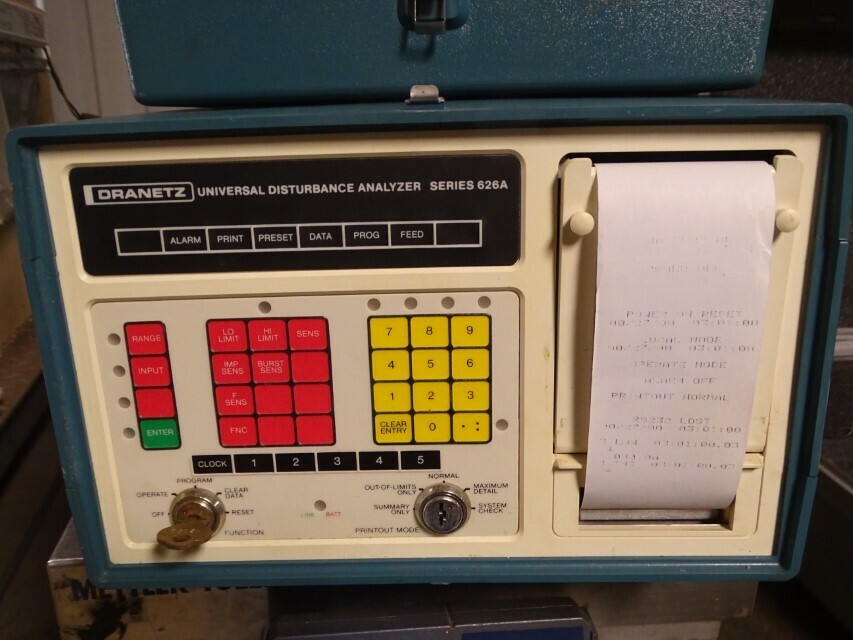 Dranetz Universal Disturbance Analyzer w/ Current Probe, series 626A
