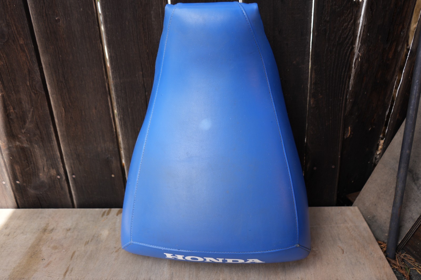 1987 Honda ATC 250ES BIG RED Seat Base Pan Saddle OEM 1985-1986-1987