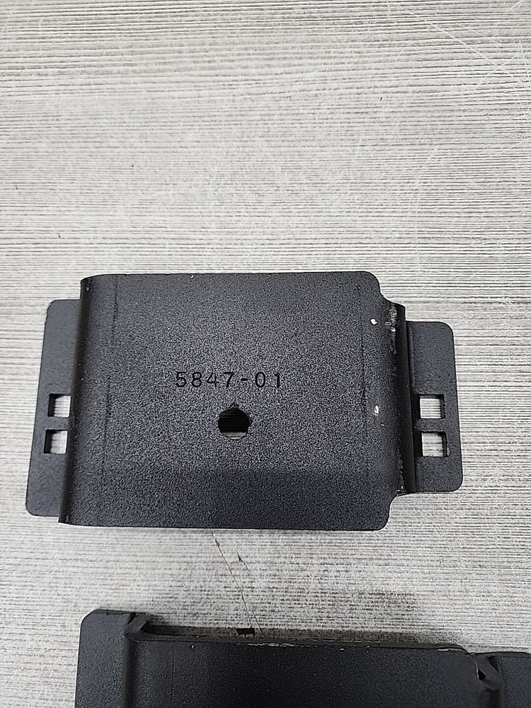 Q-2 Firestone 2706 Lower Brackets PART #5847-01