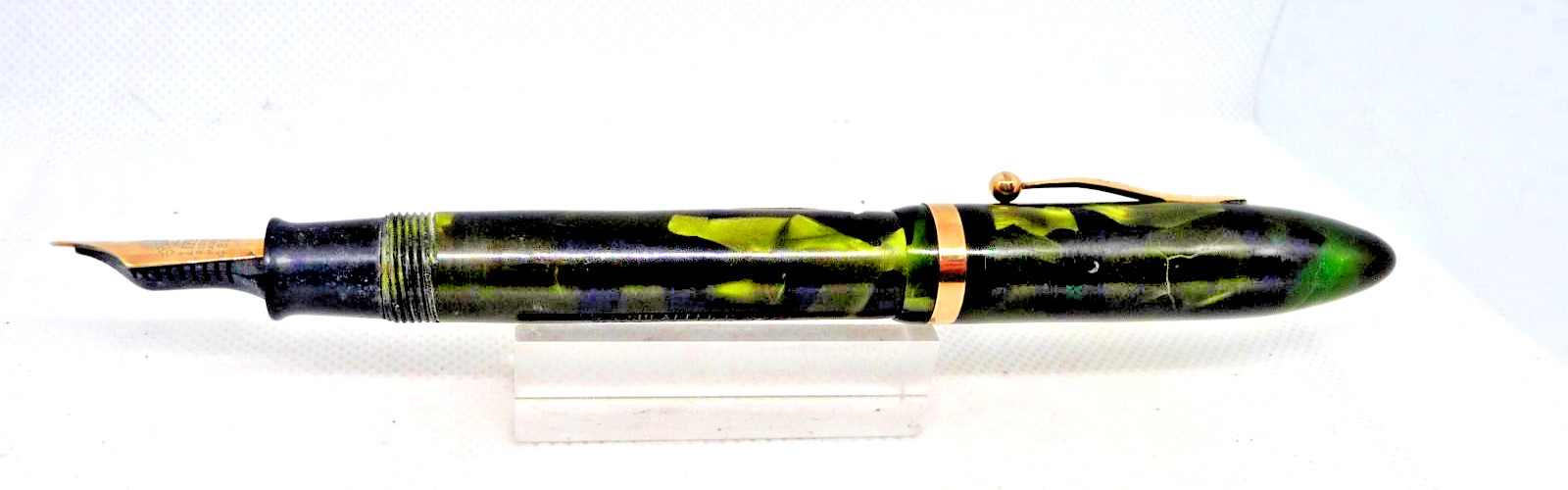 Sheaffer Vintage 1930's White Dot Black/Green Oversize Balance Pen--fine