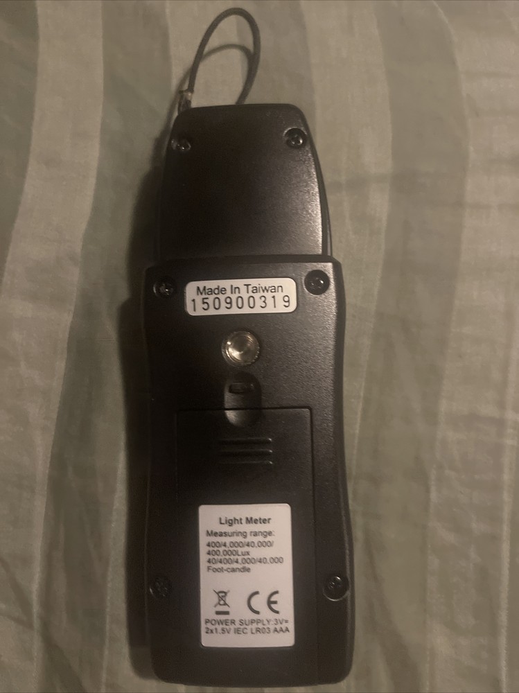 EXTECH LT40 LED Light Meter