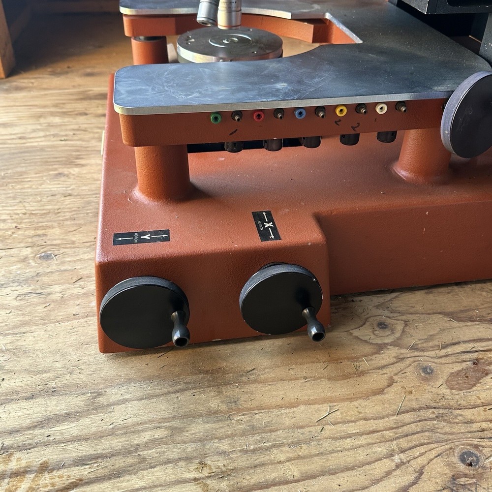 SIGNATONE SUB-MICRON ANALYTICAL PROBE STATION Untested Read Desc