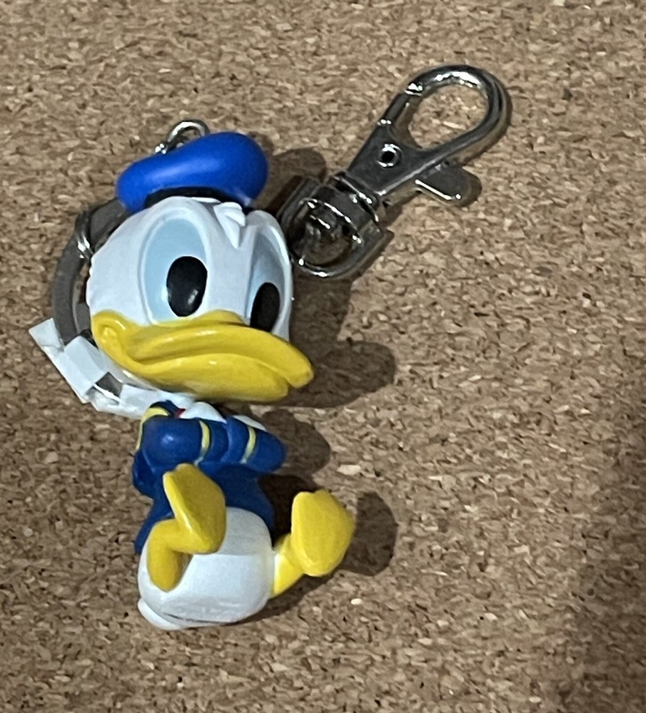 Disney Donald Duck Bobblehead Keychain