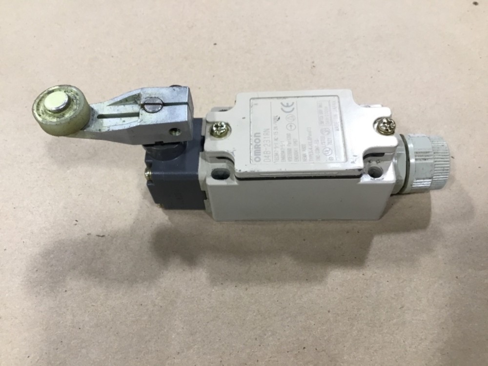 Omron D4B-231RN Limit Switch With Lever #12A43