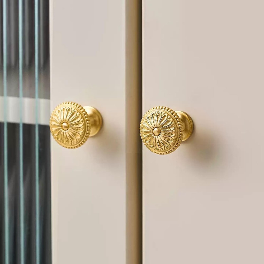 Kitchen Cabinet Knobs Brushed Brass, Solid Metal Kitchen Cabinet Pulls Vintag...