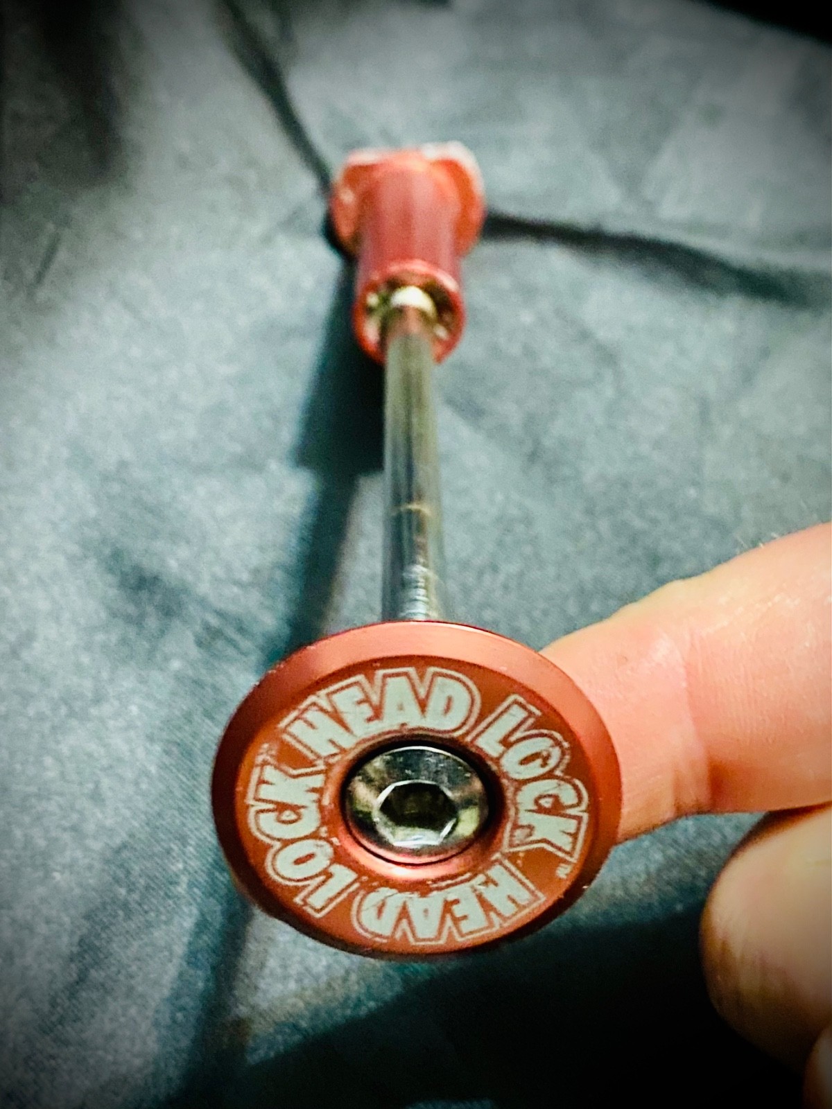 RED 1990s Azonic HEAD LOCK 1-1/8" Threadless Stem Cap & Bolt Mid School BMX