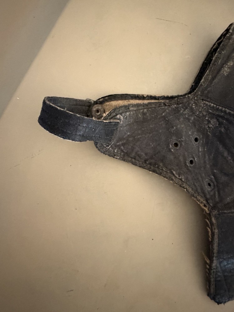 WW2 Aviator Hat / Helmet???