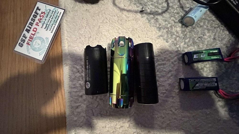 airsoft gun