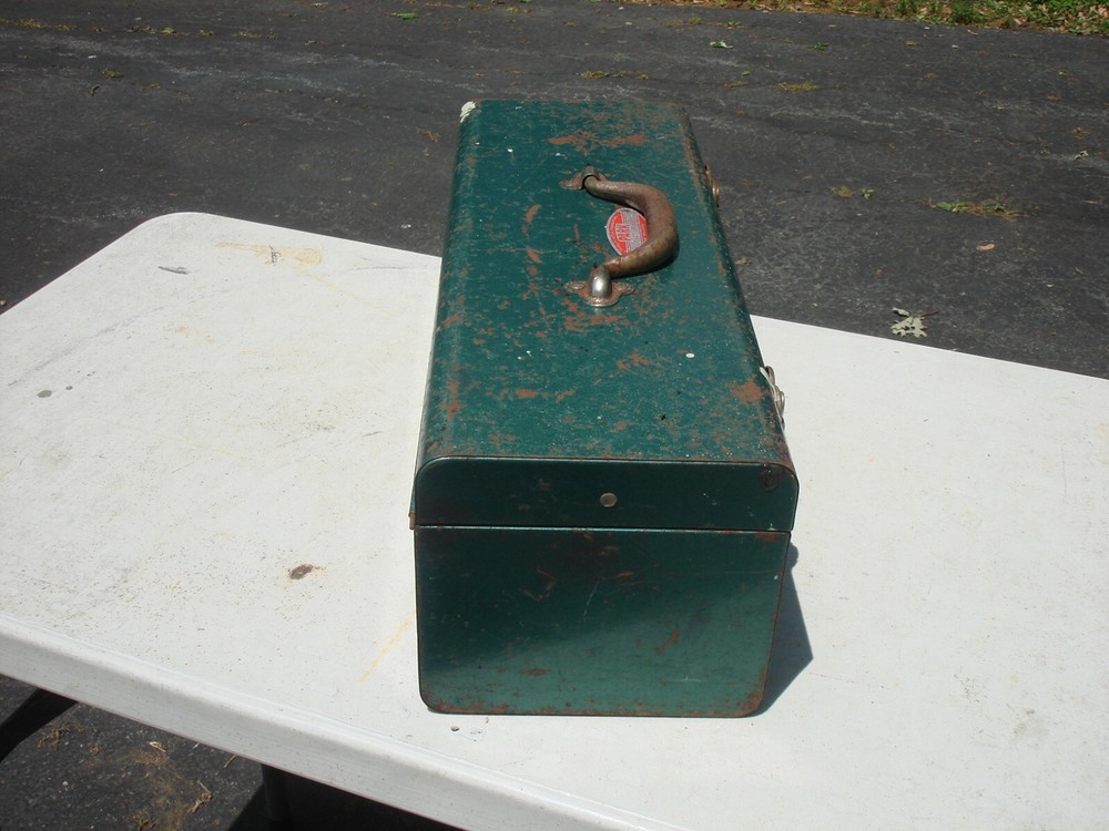 Vintage Park Portable Toolbox