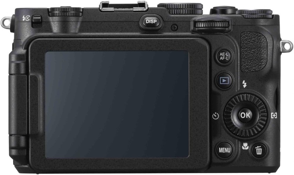 Nikon Coolpix P7700 12.2MP digital camera💥READ💥