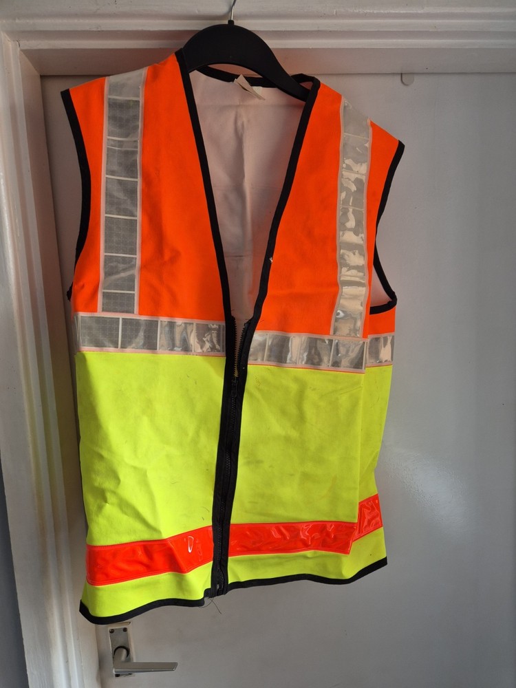 Vehicle Recovery Reflective Tabards Work Safely Trucks