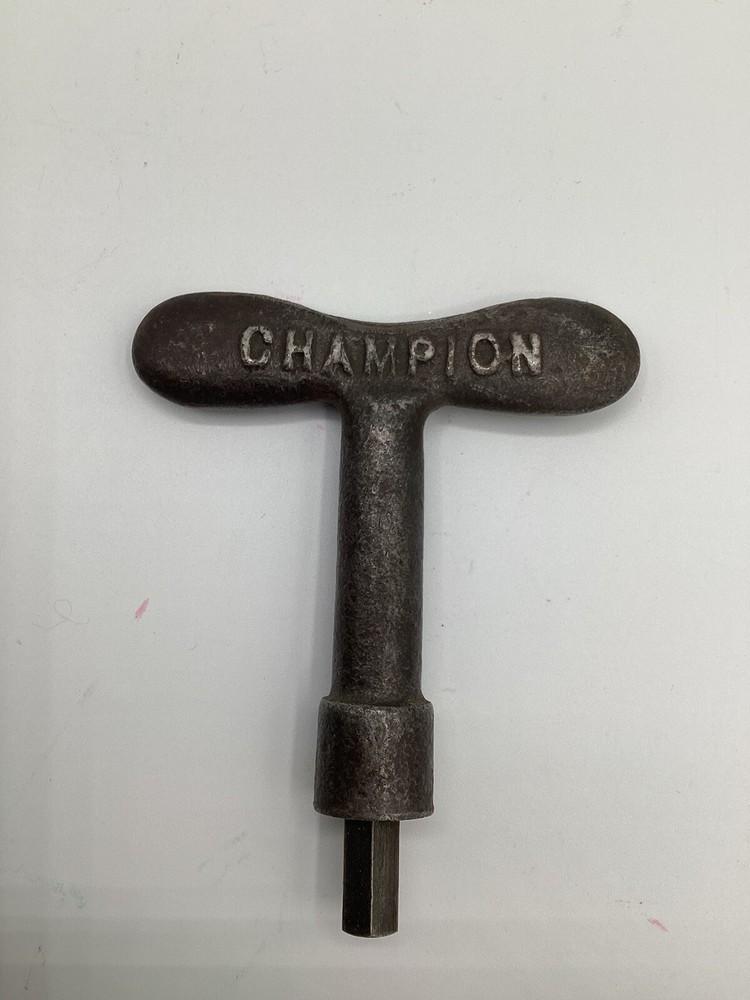 Vintage Champion T Tool 3.5”