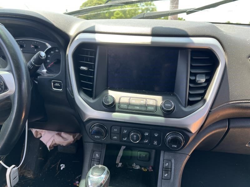 Stabilizer Bar Front Fits 17-24 XT5 104596497