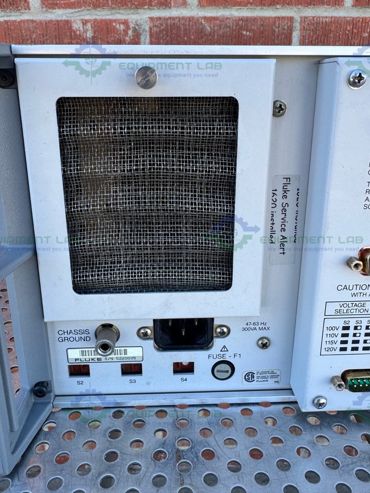 Fluke Calibration 5700A High Performance Multi Fnction Calibrator NOT CALIBRATED