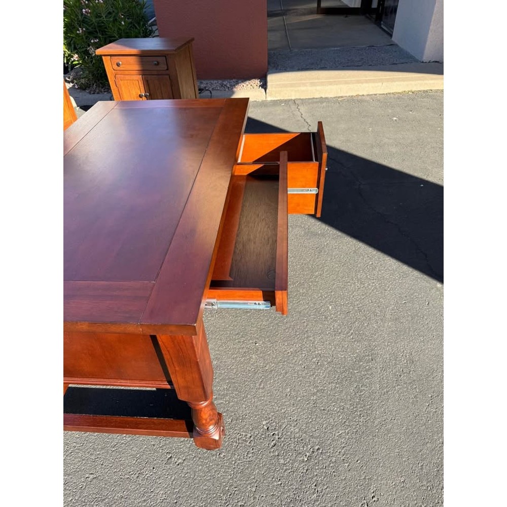Excellent condition small, midsize Pottery Barn desk