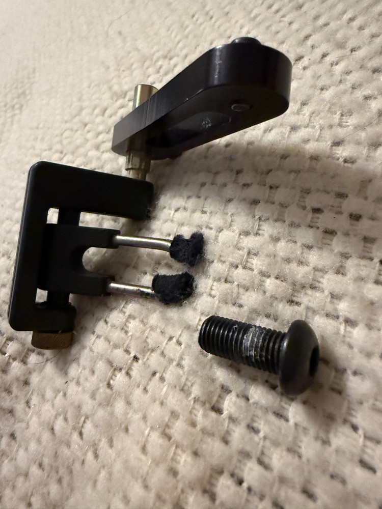 Cobra Dual Prong Flipper Rest