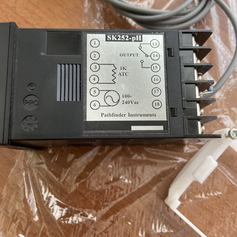 Pathfinder SK252-pH Controller
