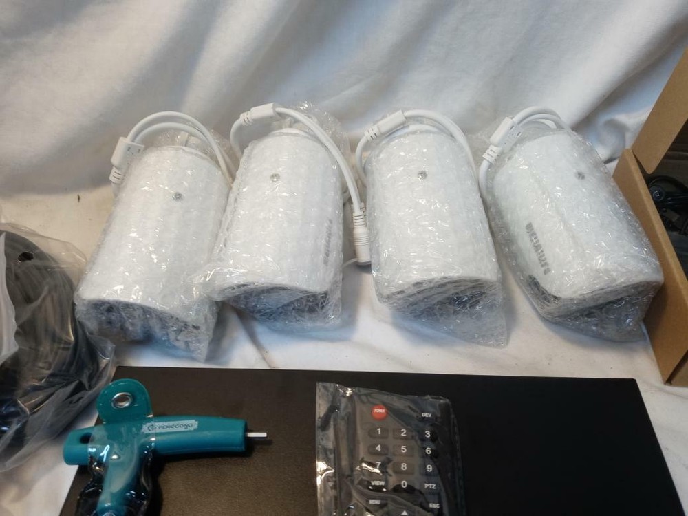 POE SECURITY SECURITY CAMERA SYSTEM KIT (PSL019804)