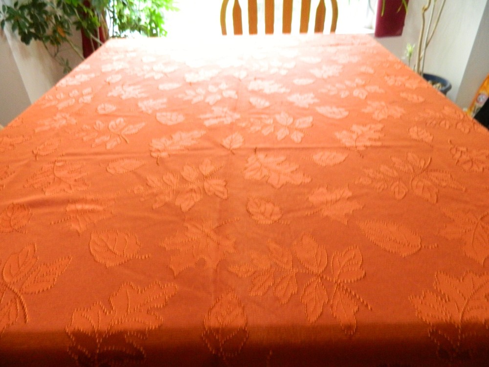 L-24 RUST FALL LEAF COTTON BLEND TABLECLOTH 58 X 114