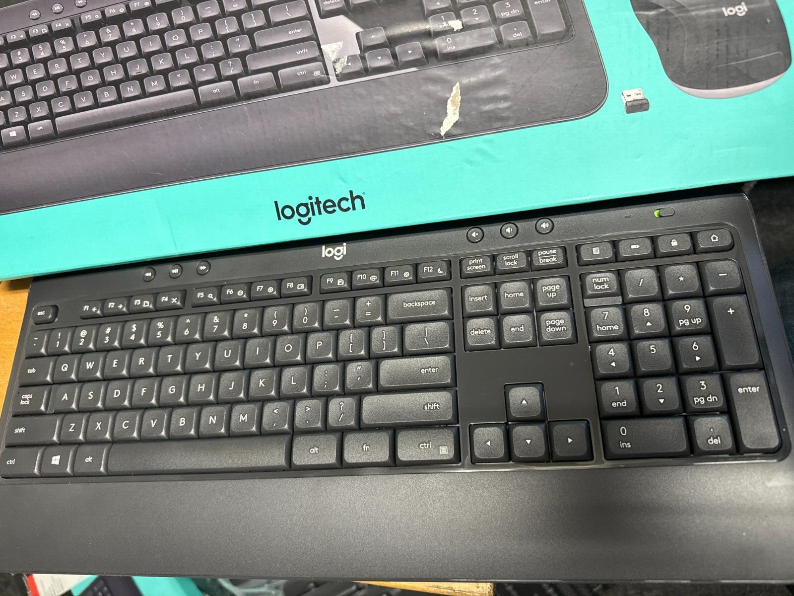 Logitech K540 Full-size Advanced Wireless Membrane Keyboard Only NEW