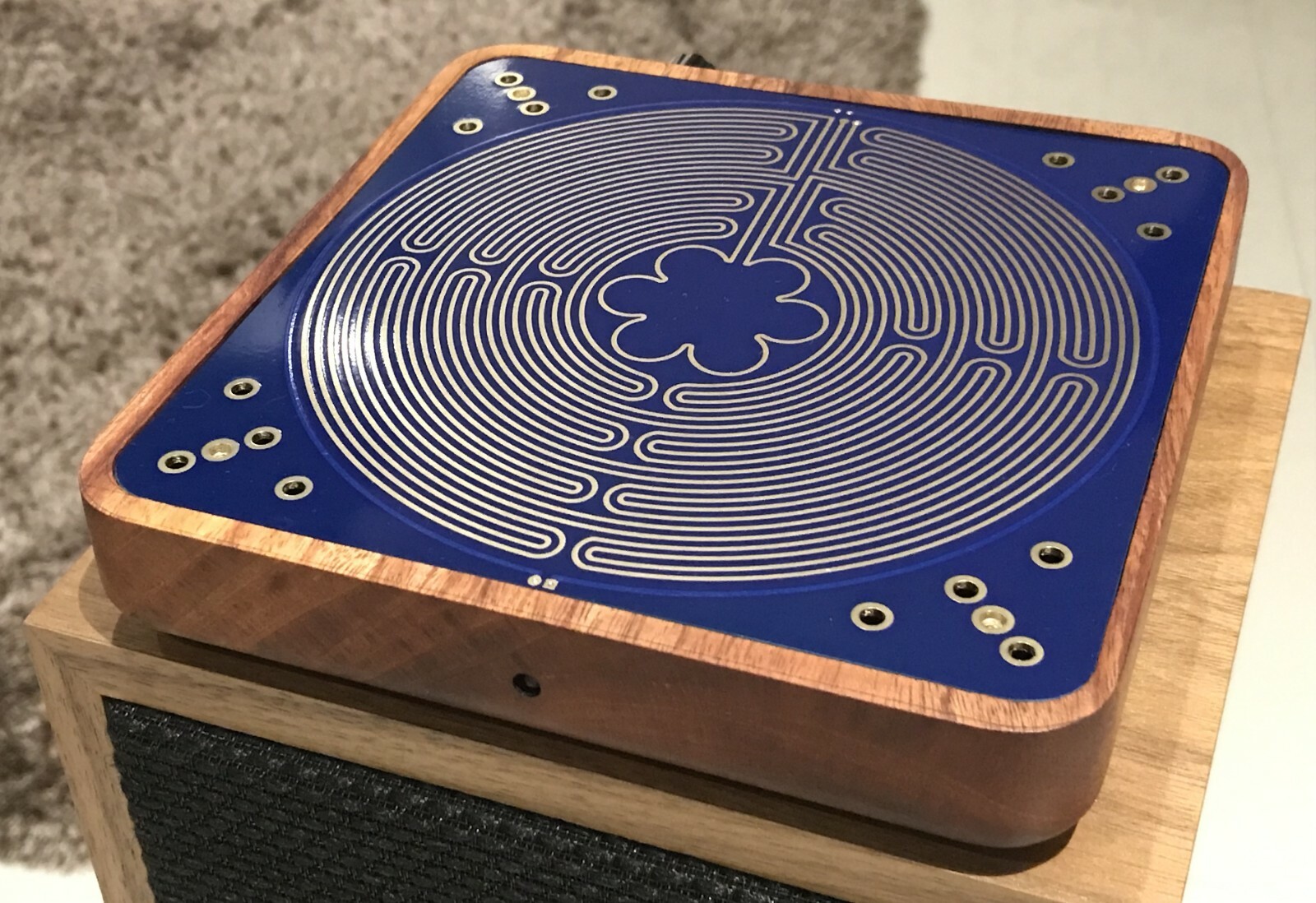 Schumann CHARTRES V.2 Resonator