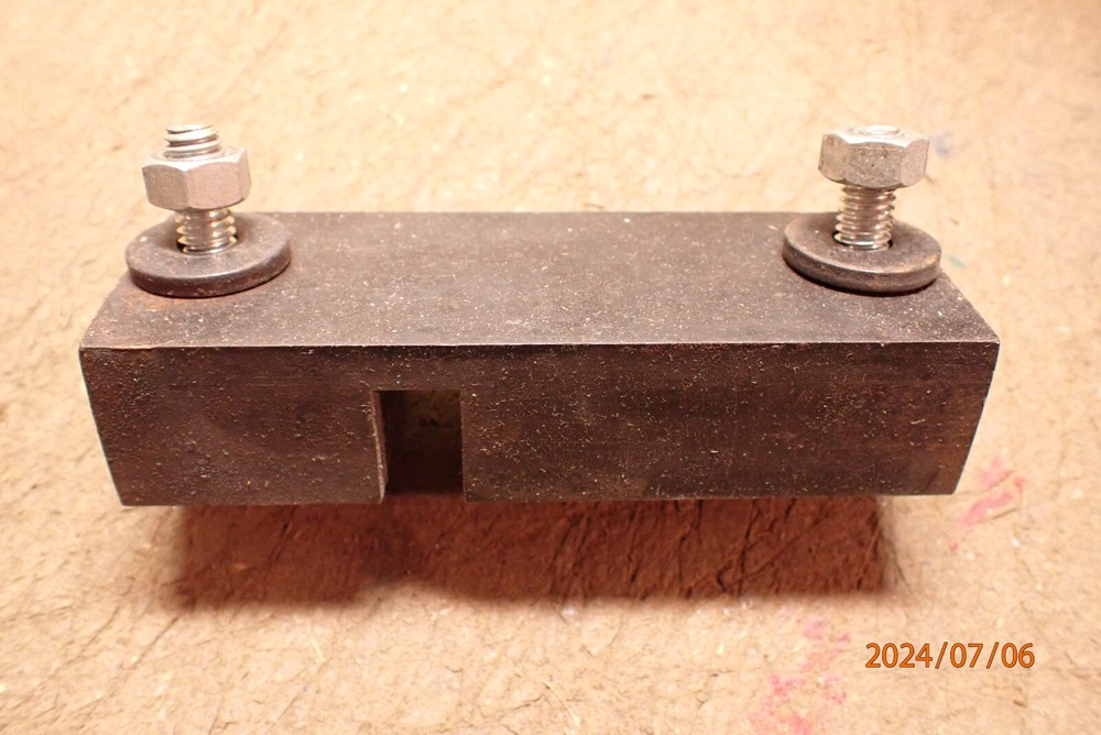 TABLE MOUNT BRACKET  FOR GLENDO GRIND-R-TABLE
