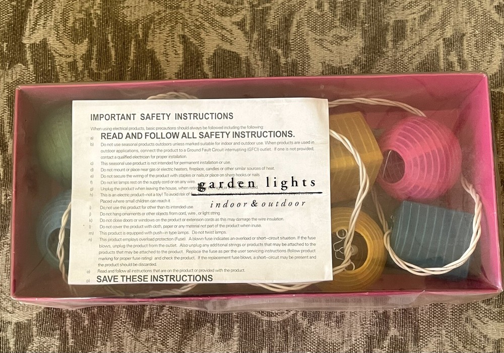 Pier 1 Garden Lights String 10 Lanterns Multi-Color