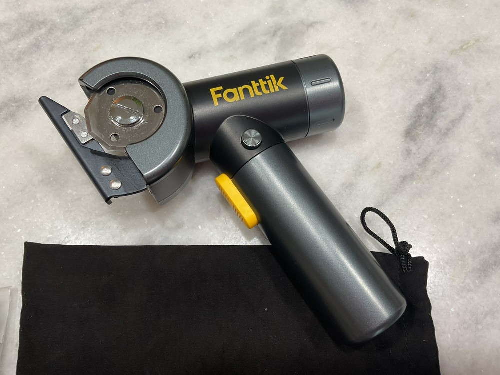 Fanttik Electric Rechargeable Scissors