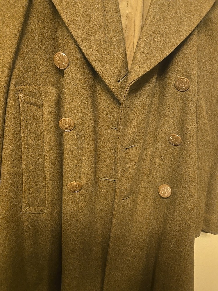 WWII dated 1943 Size 34/S Brown buttons wool overcoat.