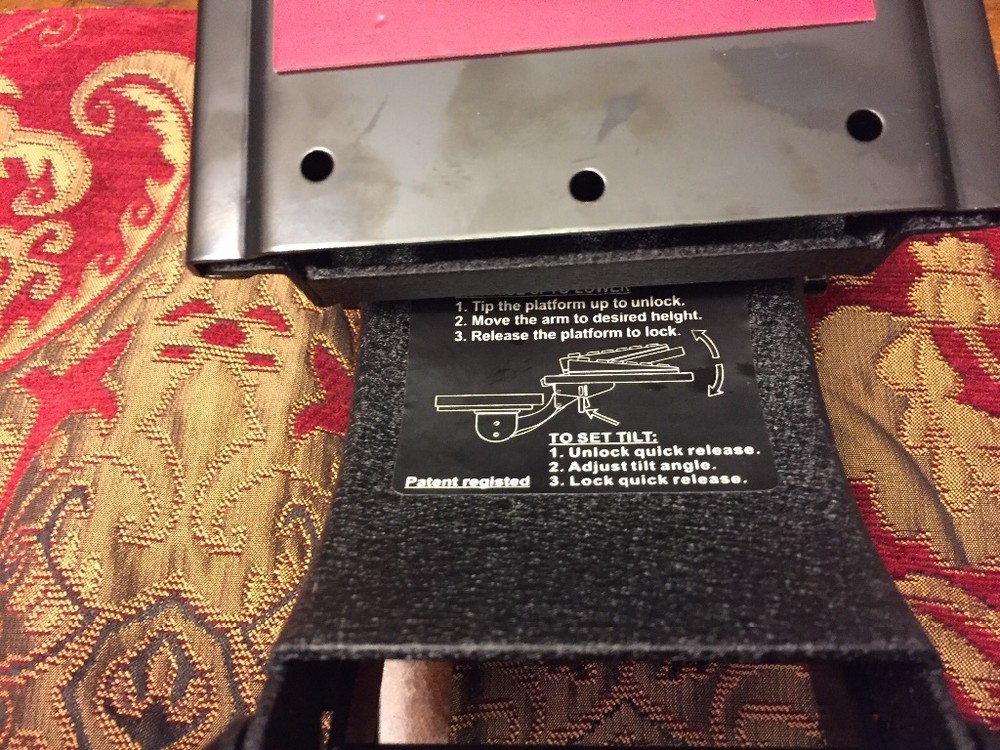 Ergonomic keyboard tray w/mouse pad