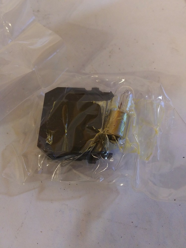 Eaton/Cutler Hammer E22H0X10 Indicator Light.