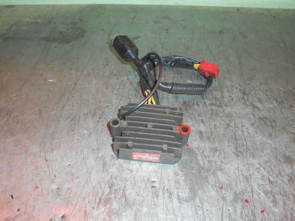 honda cbr  1000  fh    reg / rectifier