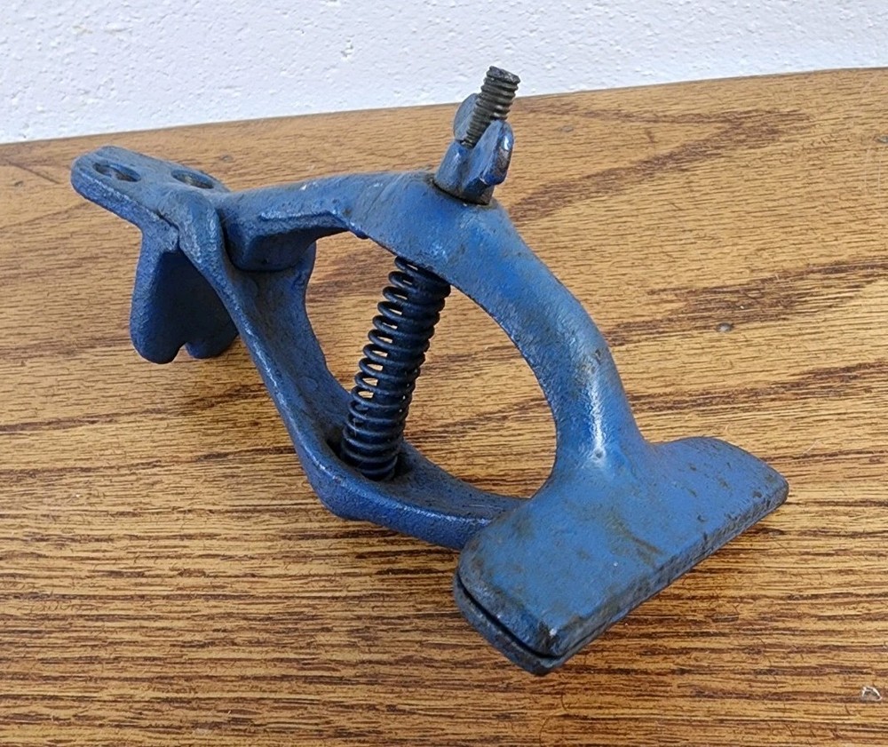 Antique Bench/Table Mount Light Duty Spring Clamp Woodworking Tool - Nice Shape!