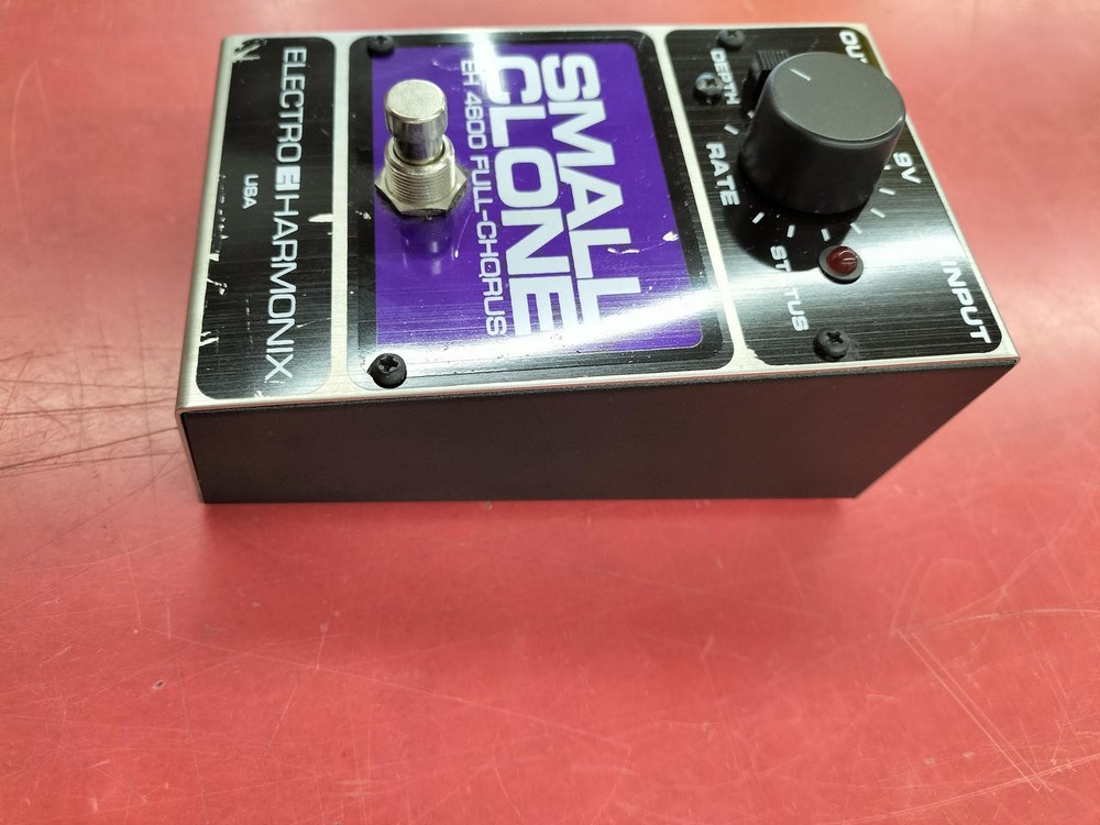 Electro Harmonix Small Clone Eh 4600 Analog Chorus