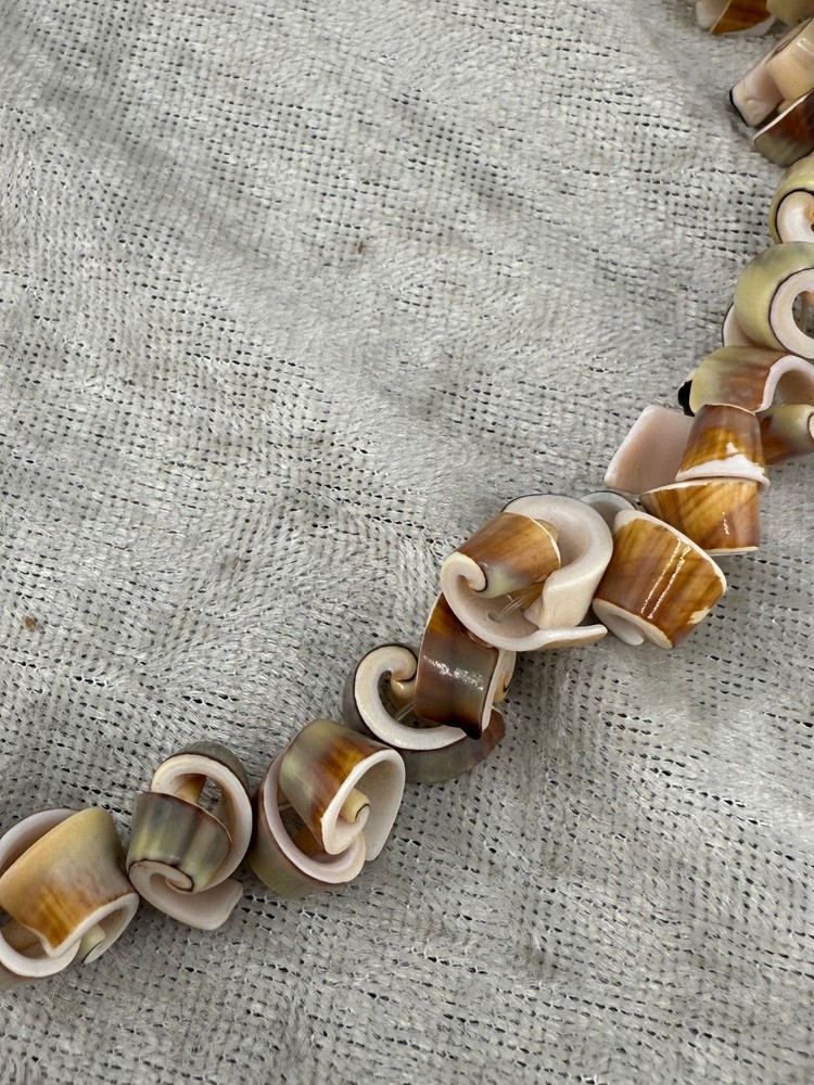 Vintage Shell Necklace Spiral Beach Boho 15”