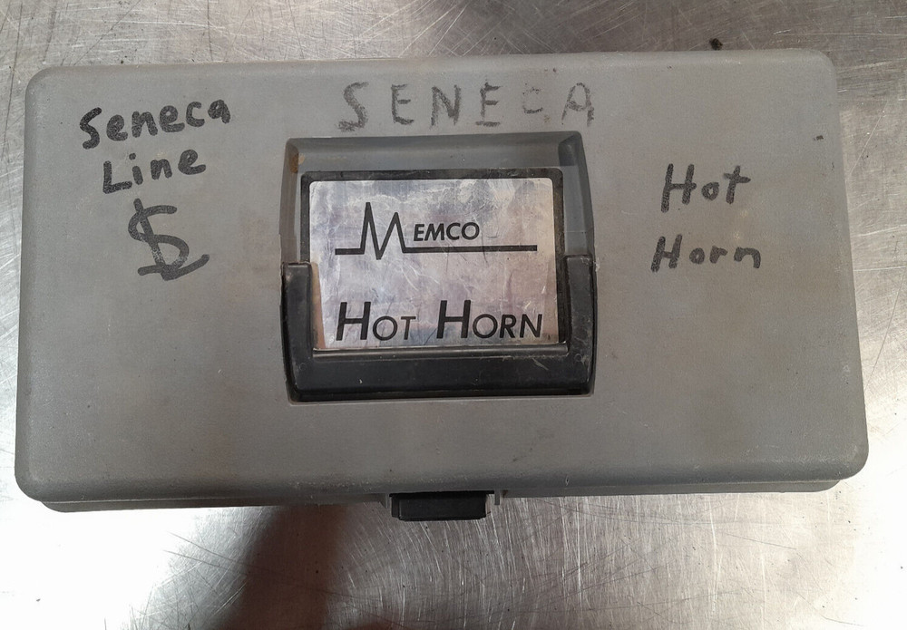 Memco Model 3000 Energized Cable Detector with Case