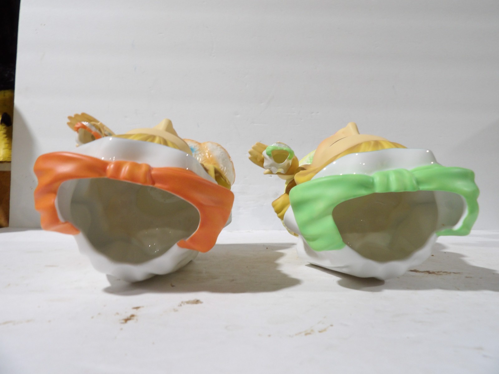 7 Inch 2009 Convention Head Vase's Orange & Green Ribbon Great Vase's 2 Total